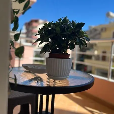 Cosy 15 Min From The Beach. * ساراندا