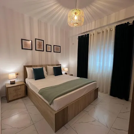 Cosy 15 Min From The Beach. *